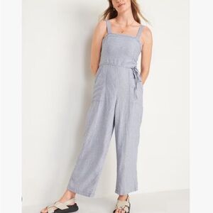 Old Navy Sleeveless Linen-Blend Tie-Belt Wide-Leg Jumpsuit